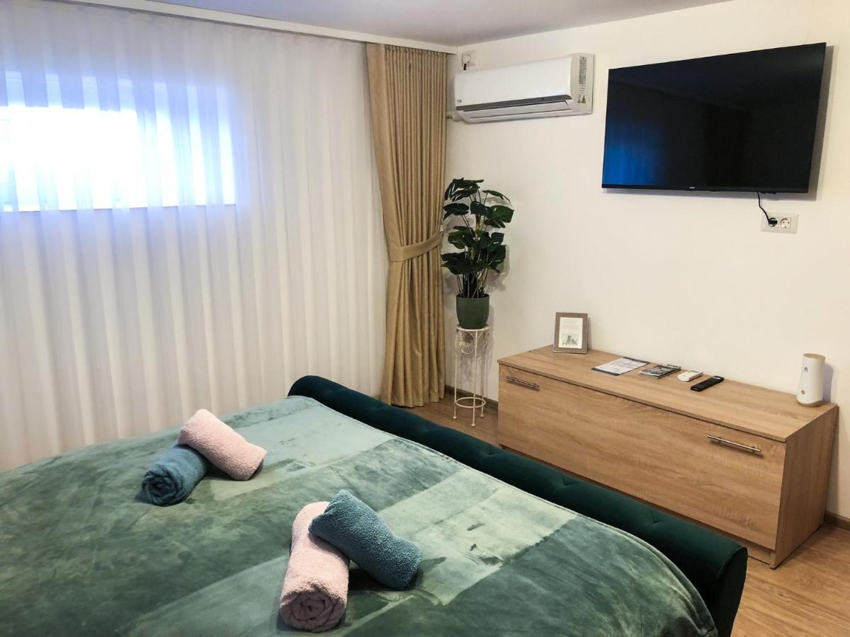 Ultra Central Apartment, Free Parking Oradea - Stray Cats 외부 사진